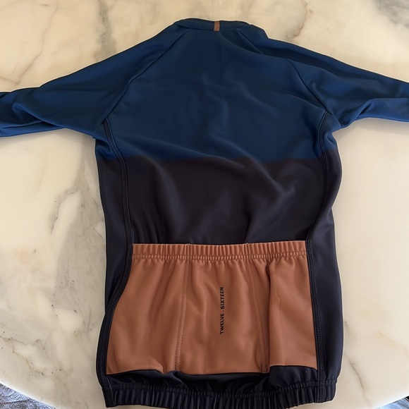 1216 Cycling kit size small NWOT - Picture 2 of 10